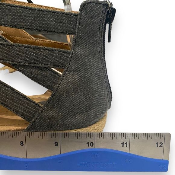 BOC | Born Concept Dark Gray Canvas Gladiator Tie Espadrille Sandals | Size 9.5 - Picture 5 of 11
